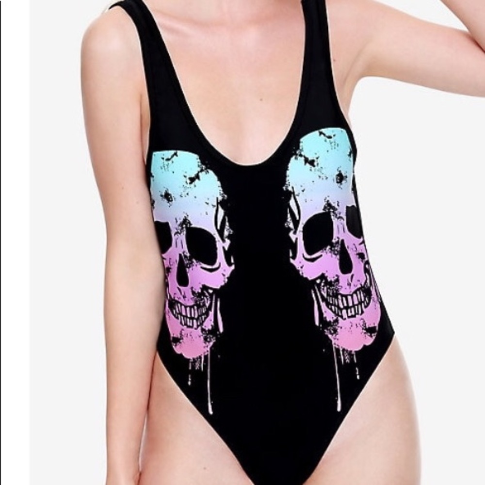 NWT Hot Topic Swimsuit. Multi sized
